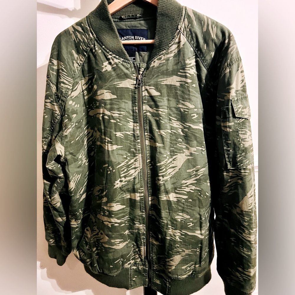 Canyon River Green Camo Jacket Full Zip